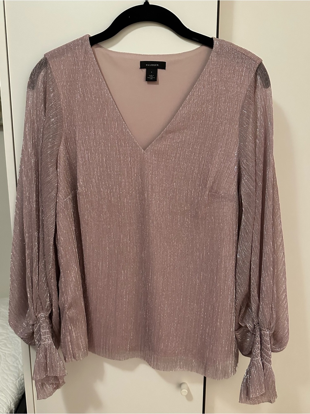 Halogen Shimmery Mauve V-Neck Tie-Cuff Blouse